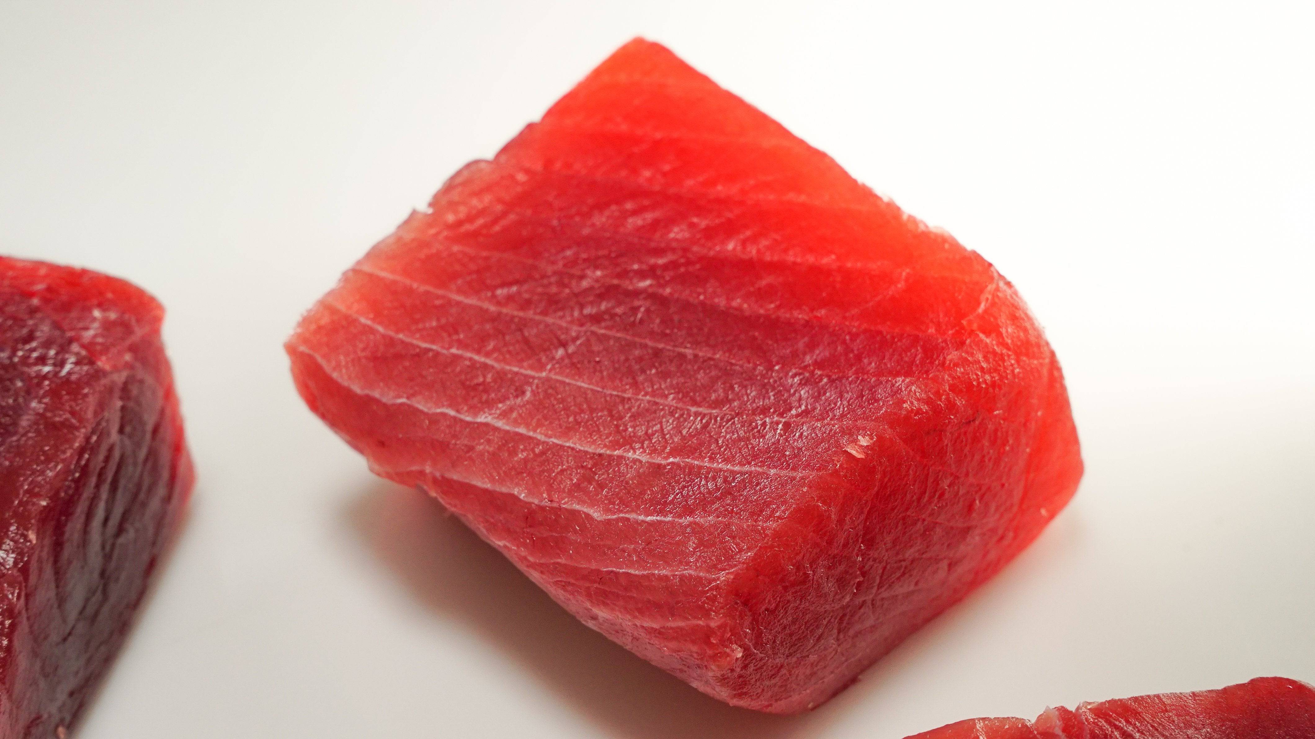 Hawaiian Ahi Bright Red Sashimi Cut - Honolulu Fish