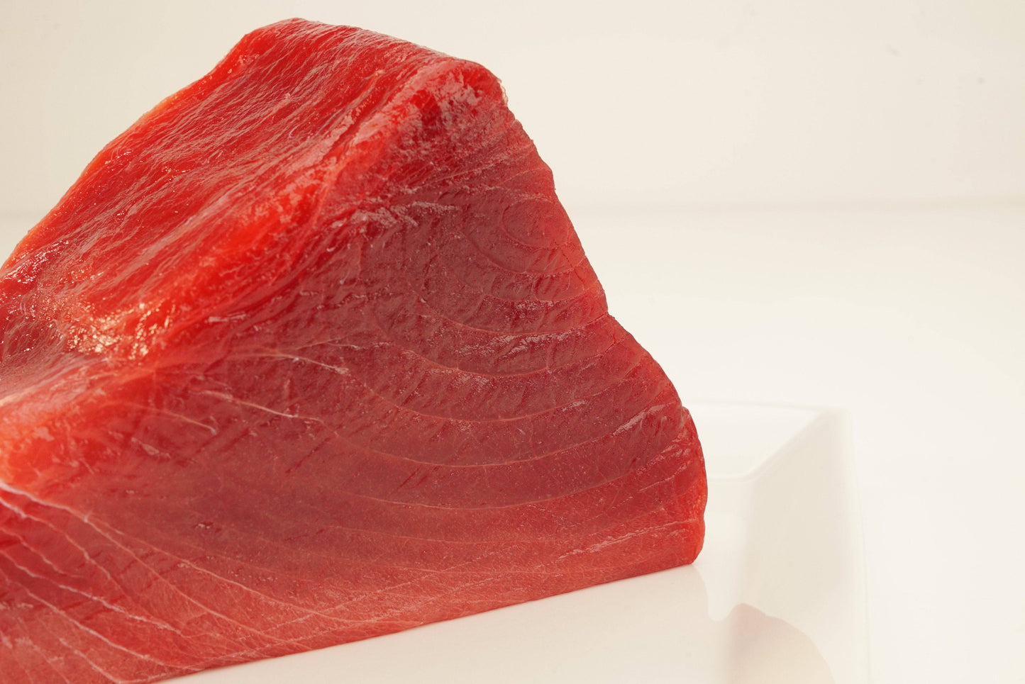 Hawaiian Ahi Ultra Sashimi Cut 2 lbs - Honolulu Fish